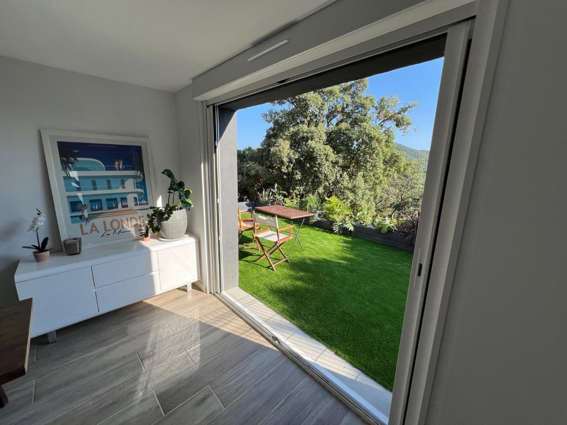 Appartement Valcros - Jardin Vue Mer Ла-Лонд-ле-Мор Экстерьер фото